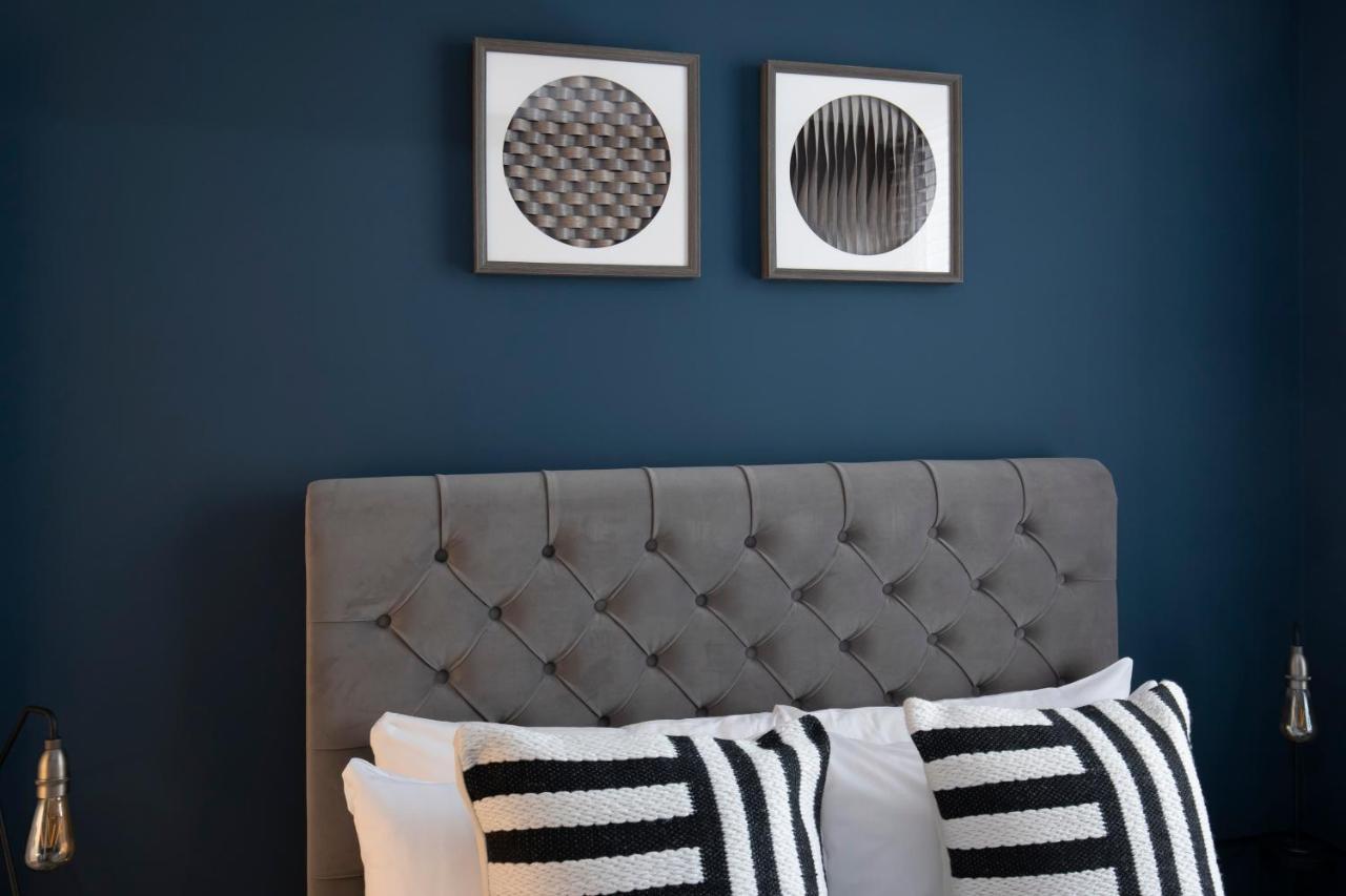 Elliot Oliver - Luxury 2 Bedroom Regency Apartment With Parking & Ev Charger Cheltenham Luaran gambar